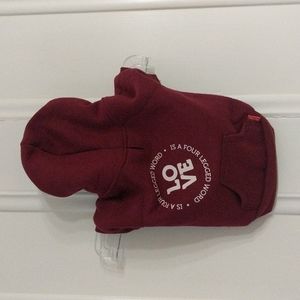Reddy burgundy fleece hooded sweatshirt. EUC.
